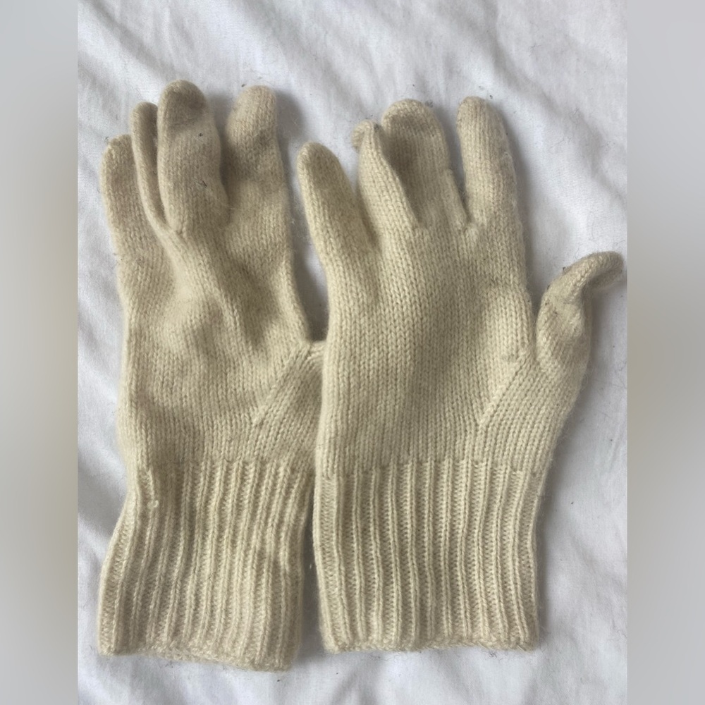 AND OTHER STORIES CREAM CASHMERE GLOVES